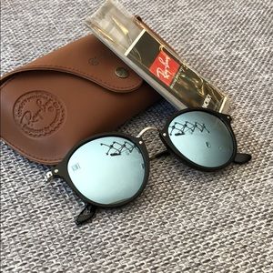 Ray Ban Round Fleck at Collection Sunglasses